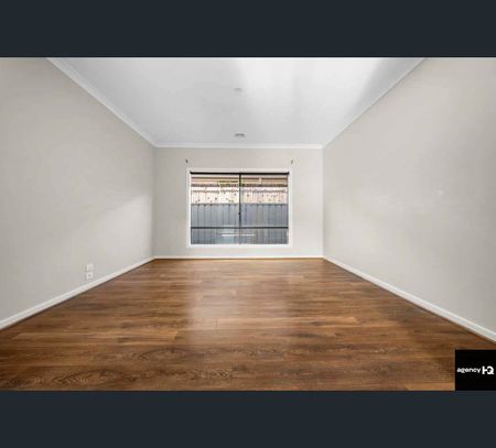 22 Olympic Circuit, Strathtulloh, Vic 3338 - Photo 4