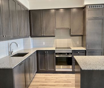 For Lease - 9075 Jane Street Unit# 222, Vaughan, Ontario - Photo 6