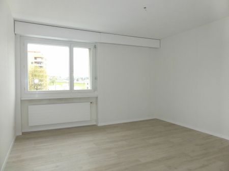 "Helle Wohnung an ruhiger Lage mit Blick ins Grüne" - Photo 3