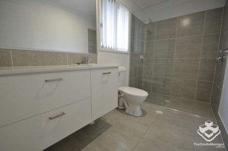 VERY NEW 3 BED TOWNHOUSE FOR RENT - Photo 5