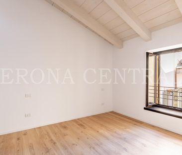 Prestigioso Appartamento in Palazzo Storico Ristrutturato in Palazz... - Photo 4
