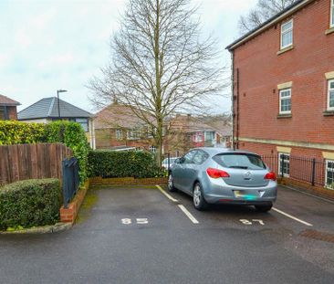 2 bedroom flat to rent - Photo 4