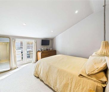 High Street, Crediton, Devon, EX17 - Photo 4