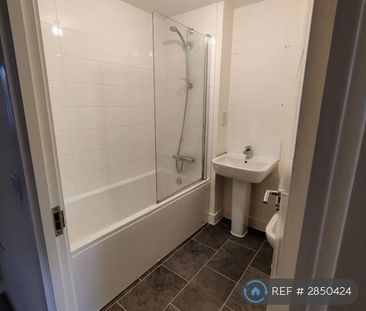 2 bedroom terraced house to rent - Photo 3
