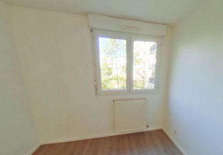 APPARTEMENT T4 A LOUER - Photo 2