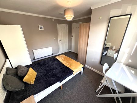 1 Bedroom House Share To Rent - Photo 2
