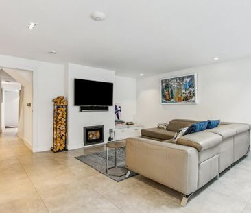 6 bedroom detached house to rent - Photo 6