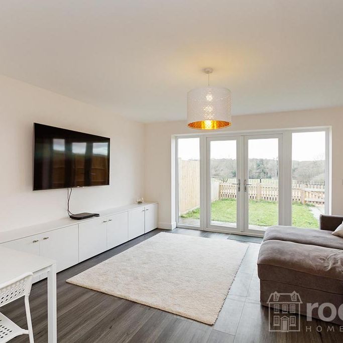 3 bedroom terraced house to rent - Photo 1