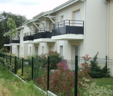 Location Appartement 2 pièces 40m² - Photo 2