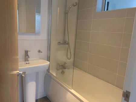 2 bedroom apartment to rent - Photo 5