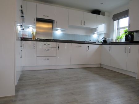 Bridge Road East, Welwyn Garden City - Photo 5