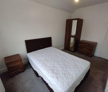 5 bedroom house share to rent - Photo 2