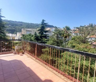 NICE - ST SYLVESTRE - STUDIO DE 38m2 - TERRASSE - Photo 2