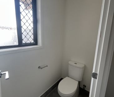 1/191 Barolin Street, Avenell Heights QLD 4670 - House For Rent - $... - Photo 4