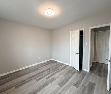 For Lease - 63 Wellington Road Unit# 8, London South, Ontario - Photo 1