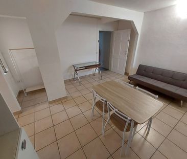 Location appartement 1 pièce, 25.46m², Fort-de-France - Photo 1
