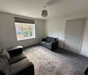 2 bedroom end of terrace house to rent - Photo 2