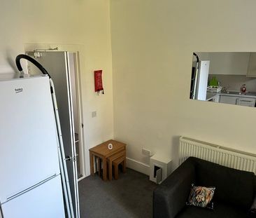 27c Urquhart Road, First Floor, Aberdeen, AB24 5LN - Photo 3