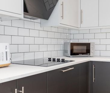 Room 5, 9 Frank Street, Belfast, BT5 4NW - Photo 6