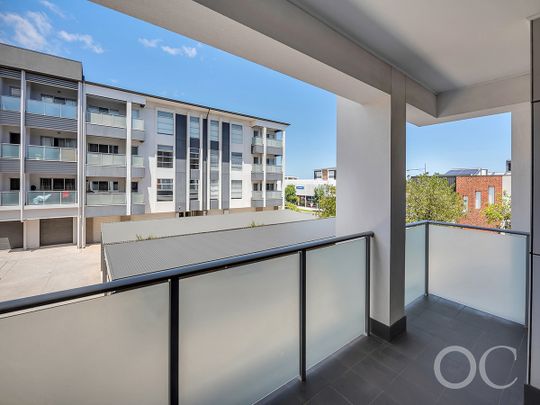 Open the Door to Effortless Living - Photo 1