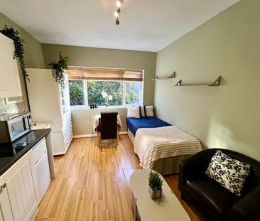 Studio Flat, Colville Terrace, W11 - Photo 6