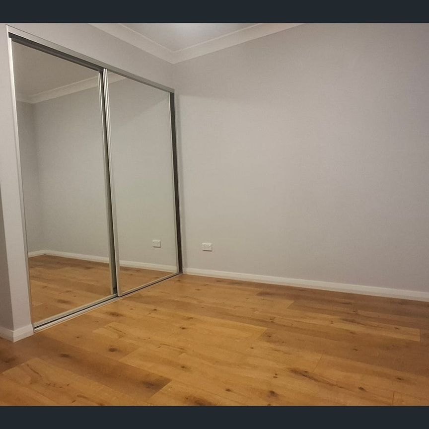 Spacious and Modern Two Bedroom - Photo 1