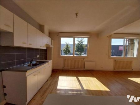 VITRE. Appartement Type 3 duplex - Photo 2