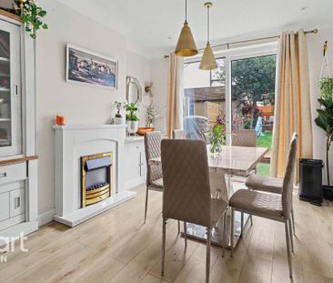 3 bedroom semi-detached house to rent - Photo 4