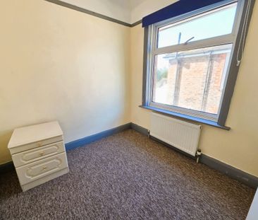 Victoria Road, Polegate | Three-Bedroom Semi-Detached House - Photo 3