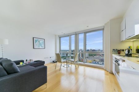 Studio to rent - Photo 2