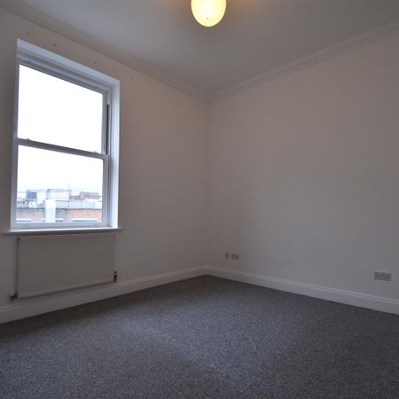 2 Bed Apartment - Conversion - Photo 3