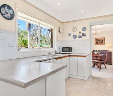 4 Winani Close, Belrose NSW 2085 - House For Rent | Domain - Photo 6