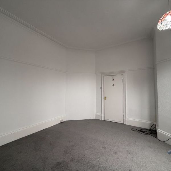 To Let – The Coach House, Crescent Road – Available Immediately - Photo 1