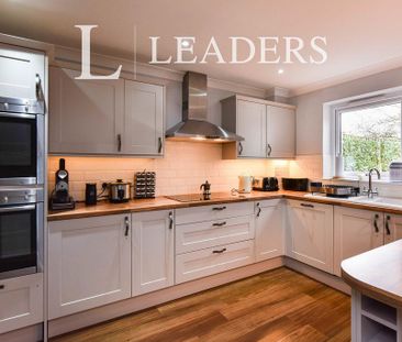 5 bedroom semi-detached house to rent - Photo 5