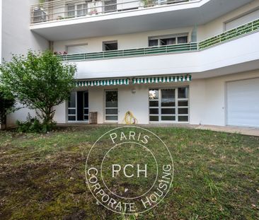 Boulevard Saint Denis, - Photo 5