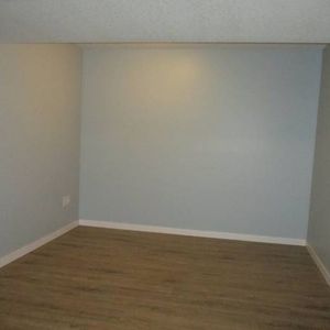 Basement Suite in Van Bien - Photo 2