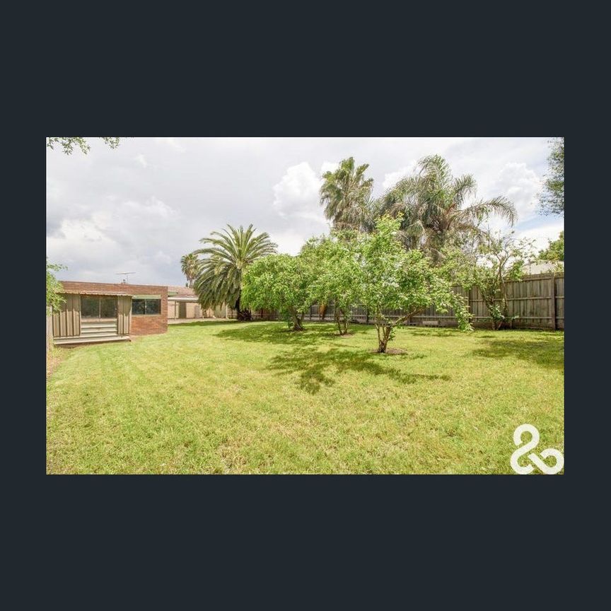 Great Family Home - Photo 1