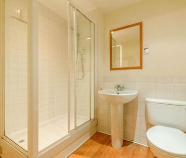 2 bedroom maisonette to rent - Photo 6