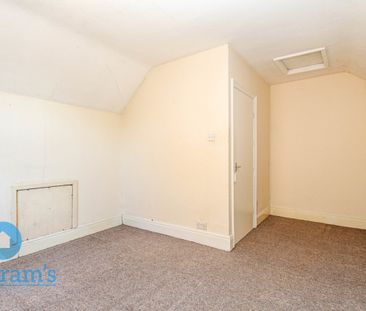 2 bed Flat for Rent - Photo 5