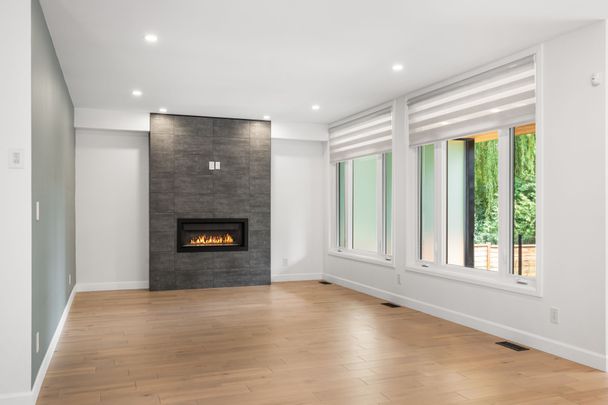 For Lease - 679 Broadview Avenue, Carlingwood - Westboro and Area, Ontario - Photo 1