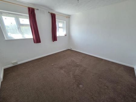 2 bedroom semi-detached house to rent - Photo 2