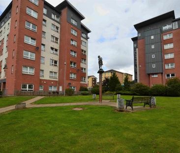 3 bedroom flat to rent - Photo 4