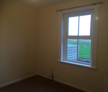 2 bedroom bungalow to rent - Photo 3