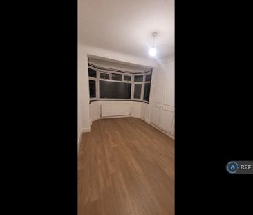 3 bedroom terraced house to rent - Photo 6