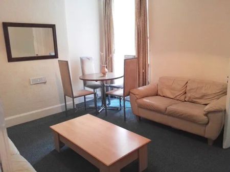 Ripon Street (4 bed) - Photo 5