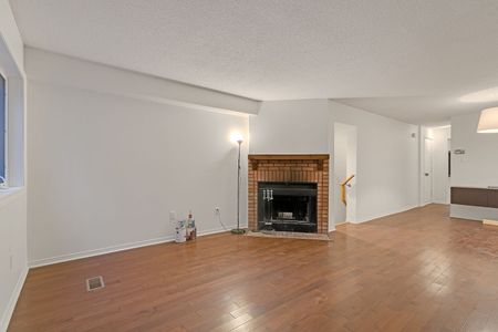 For Lease - 36-A Massey Street Unit# A, Toronto, Ontario - Photo 2