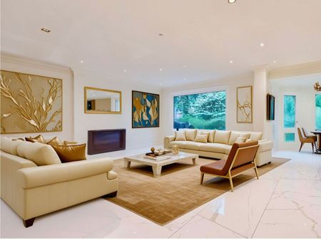 For Lease - 89 Yonge Boulevard, Toronto, Ontario - Photo 5