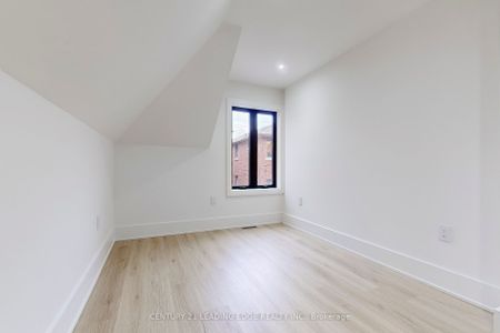 For Lease - 388 Jane Street Unit# Coach, Toronto, Ontario - Photo 4