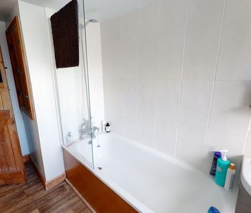 2 bedroom cottage to rent - Photo 5