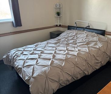 Room in a Shared Flat, Glebe Farm Road, B33 - Photo 5